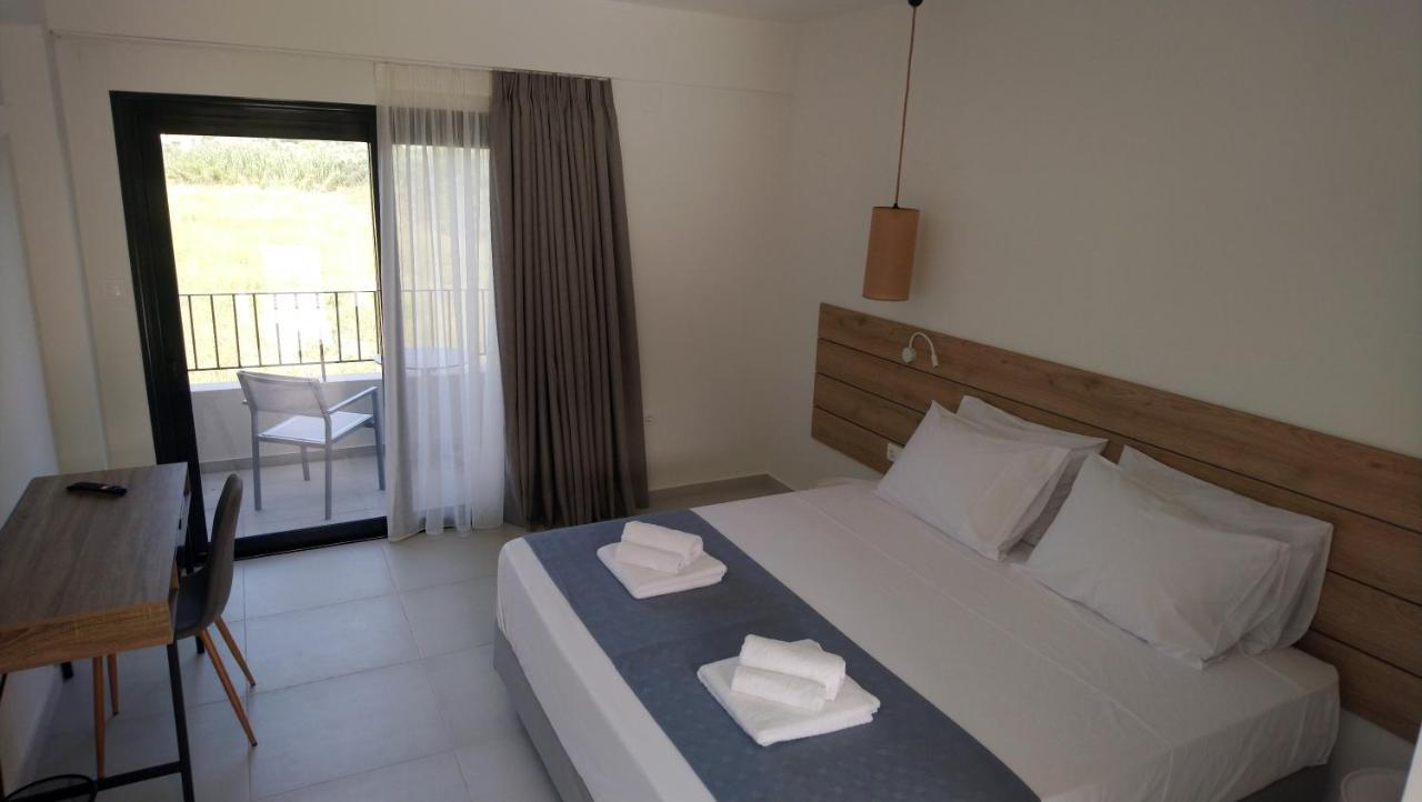 Costa Ionica - Mytikas Seaside Hotel Habitación foto