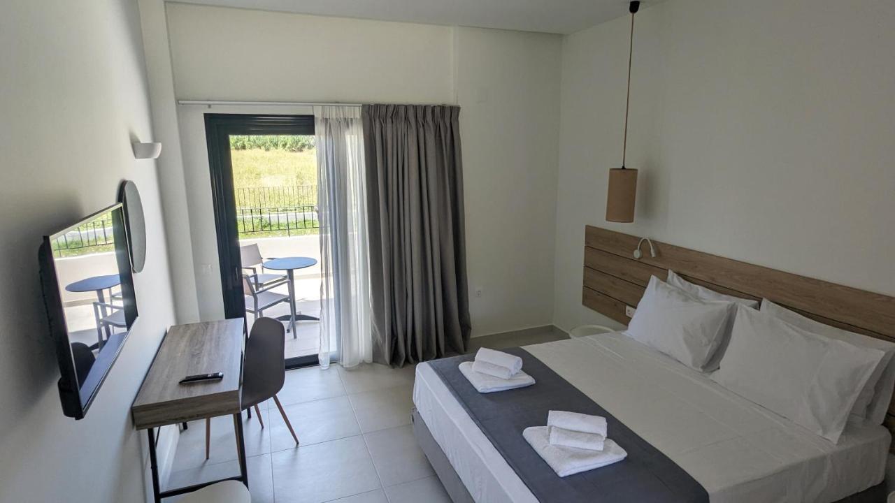 Costa Ionica - Mytikas Seaside Hotel Habitación foto